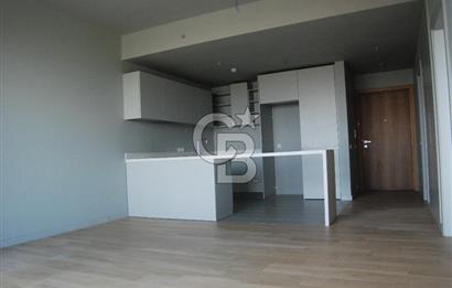 İncek Loft'ta Balkonlu Göl Manzaralı 1+1 Kiralık Daire