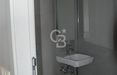 İncek Loft'ta Balkonlu Göl Manzaralı 1+1 Kiralık Daire
