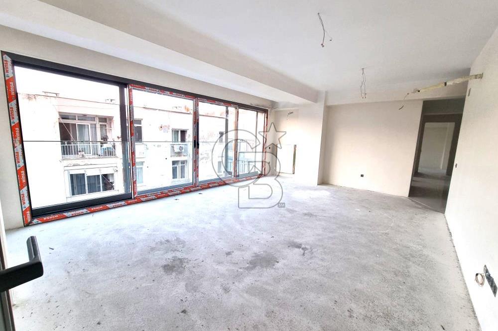 KARŞIYAKA BOSTANLI YALI'DA YENİ BİNA 3+1 SATILIK DAİRE....