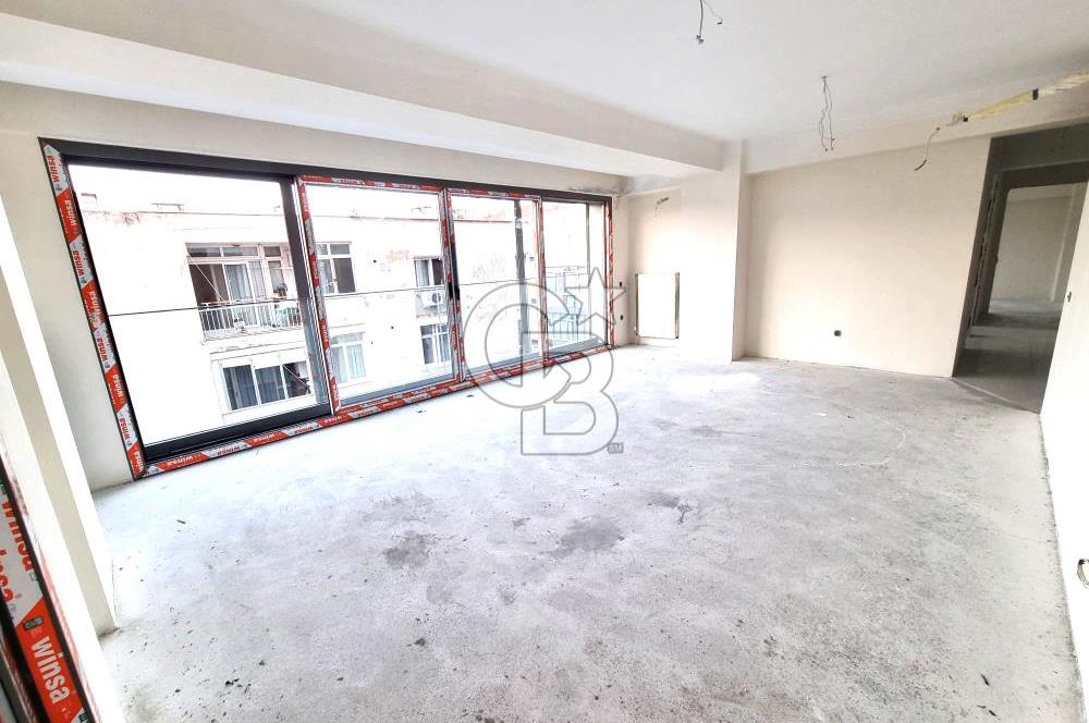 KARŞIYAKA BOSTANLI YALI'DA YENİ BİNA 3+1 SATILIK DAİRE....