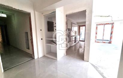 KARŞIYAKA BOSTANLI YALI'DA YENİ BİNA 3+1 SATILIK DAİRE....