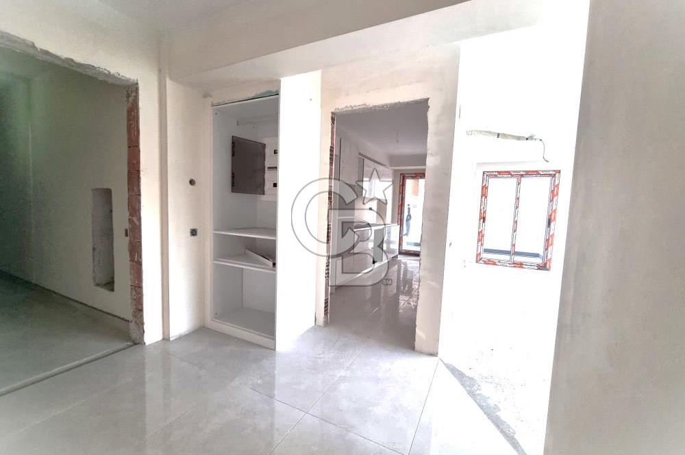 KARŞIYAKA BOSTANLI YALI'DA YENİ BİNA 3+1 SATILIK DAİRE....