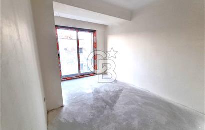 KARŞIYAKA BOSTANLI YALI'DA YENİ BİNA 3+1 SATILIK DAİRE....