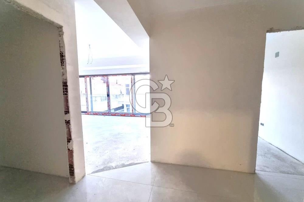 KARŞIYAKA BOSTANLI YALI'DA YENİ BİNA 3+1 SATILIK DAİRE....