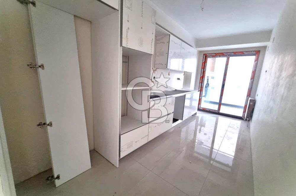 KARŞIYAKA BOSTANLI YALI'DA YENİ BİNA 3+1 SATILIK DAİRE....