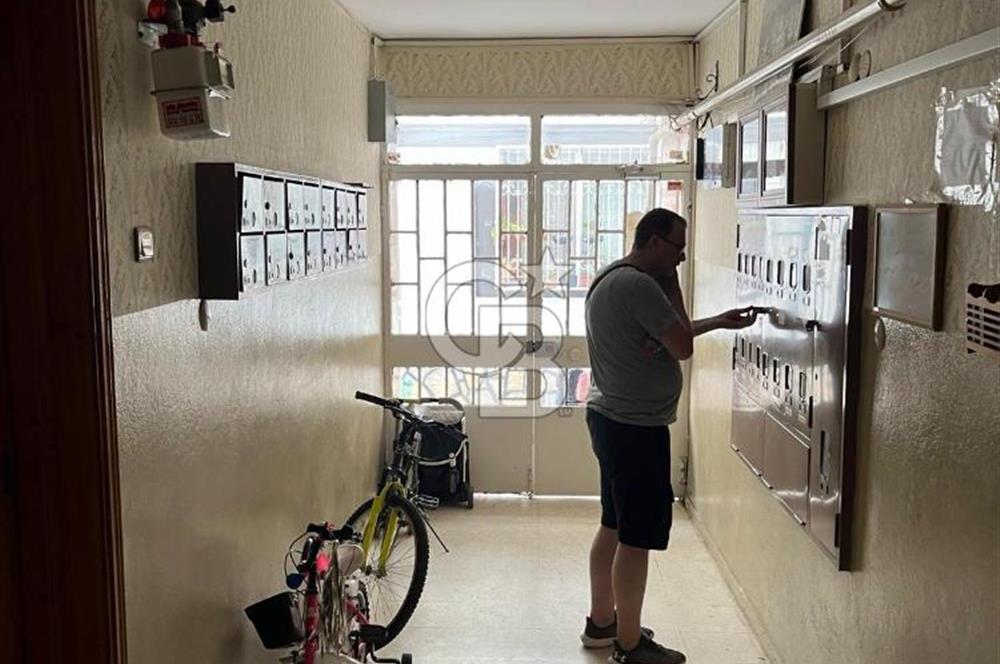 Buca Kozaağaç Yolu Üzerinde Satılık 2+1 Daire