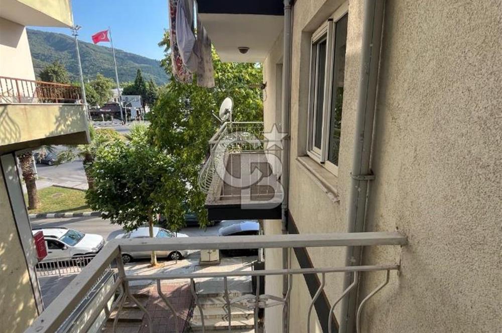 Manisa Merkezde Bulvar Üstünde 3+1 Daire