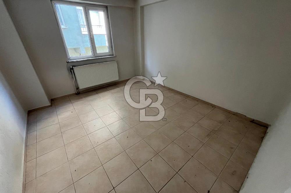 Manisa Merkezde Bulvar Üstünde 3+1 Daire