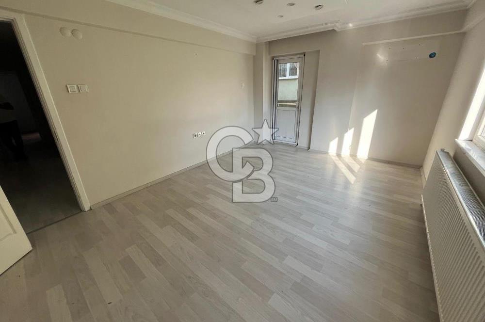 Manisa Merkezde Bulvar Üstünde 3+1 Daire