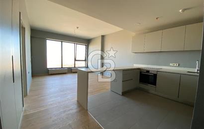 İncek Loft'ta Balkonlu Göl Manzaralı 1+1 Kiralık Daire