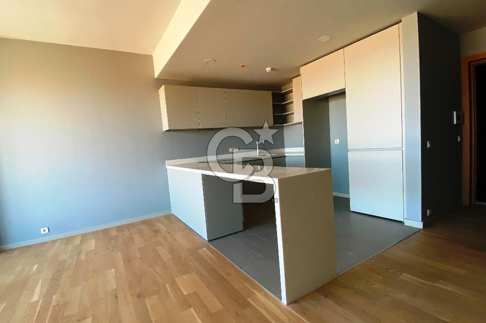İncek Loft'ta Balkonlu Göl Manzaralı 1+1 Kiralık Daire