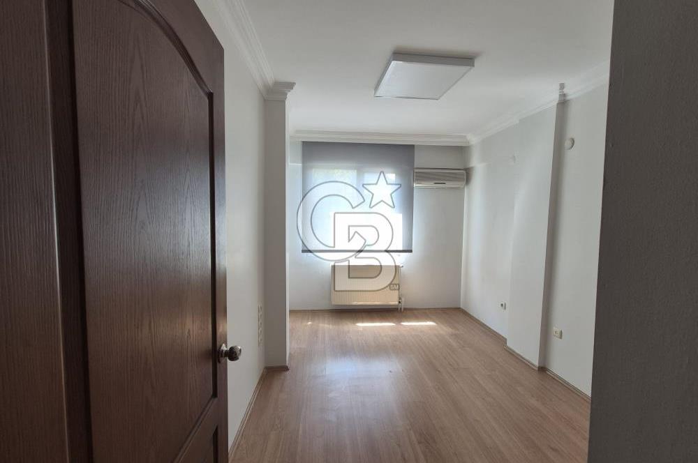 FORUM VİLLALARINDA TRİPLEKS 3+1 TERASLI KÖŞE VİLLA