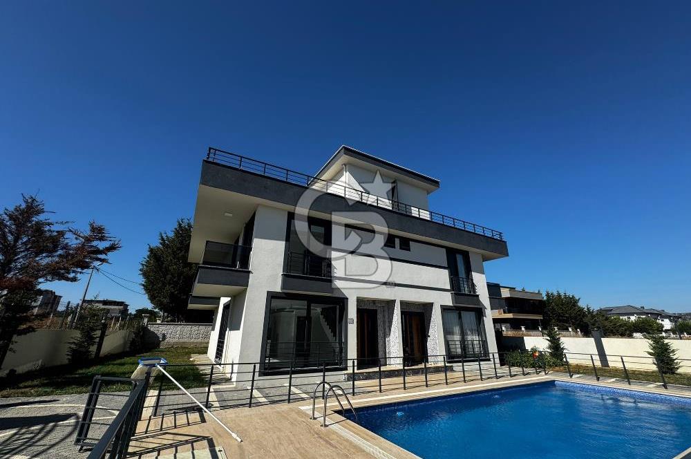 SATILIK İKİZ TRİPLEKS VİLLA