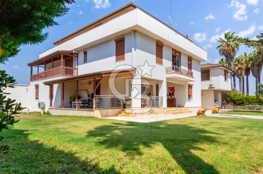 GÜZELBAHÇE SİTELER MAHALLESİ'NDE DENİZE SIFIR SATILIK 13+5 MÜLK!