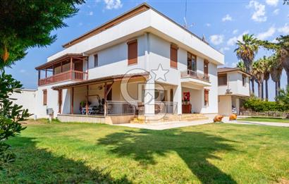 GÜZELBAHÇE SİTELER MAHALLESİ'NDE DENİZE SIFIR SATILIK 13+5 MÜLK!