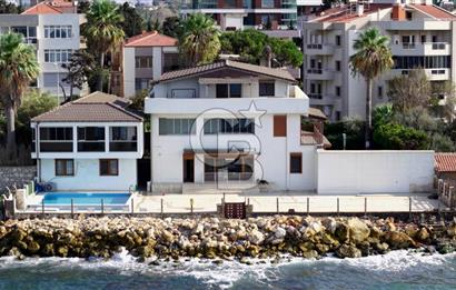 GÜZELBAHÇE SİTELER MAHALLESİ'NDE DENİZE SIFIR SATILIK 13+5 MÜLK!