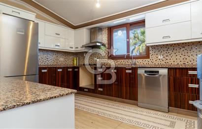 GÜZELBAHÇE SİTELER MAHALLESİ'NDE DENİZE SIFIR SATILIK 13+5 MÜLK!