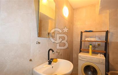 İnönü Cad. üzeri Göztepe Stadı karşısı mükemmel konumlu daire..
