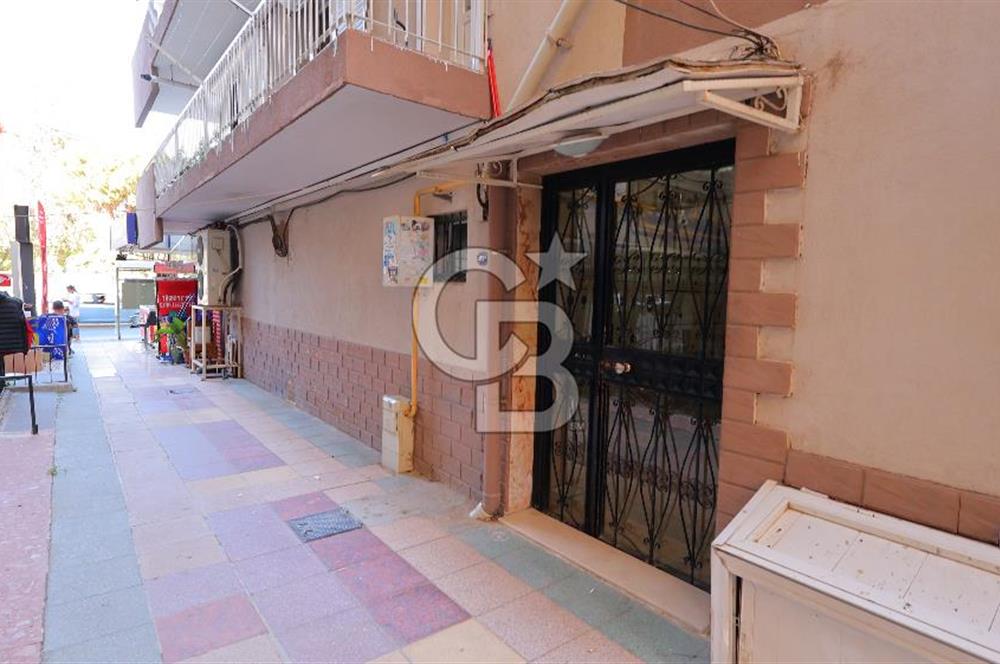İnönü Cad. üzeri Göztepe Stadı karşısı mükemmel konumlu daire..