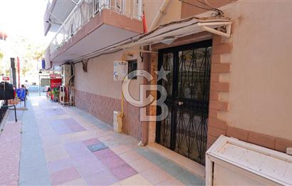 İnönü Cad. üzeri Göztepe Stadı karşısı mükemmel konumlu daire..