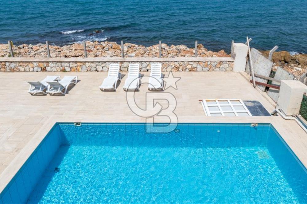 GÜZELBAHÇE SİTELER MAHALLESİ'NDE DENİZE SIFIR SATILIK 13+5 MÜLK!