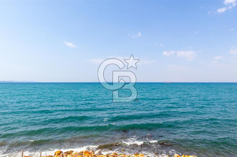 GÜZELBAHÇE SİTELER MAHALLESİ'NDE DENİZE SIFIR SATILIK 13+5 MÜLK!
