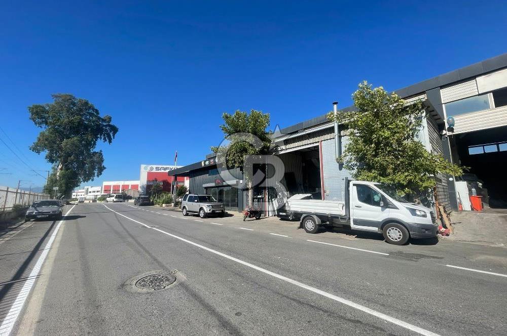 MENEMEN ULUKENT SANAYİ SİTESİ’NDE – İZBAN’A YAKIN – ANADOLU CADDESİ CEPHELİ SATILIK DÜKKÂN! 