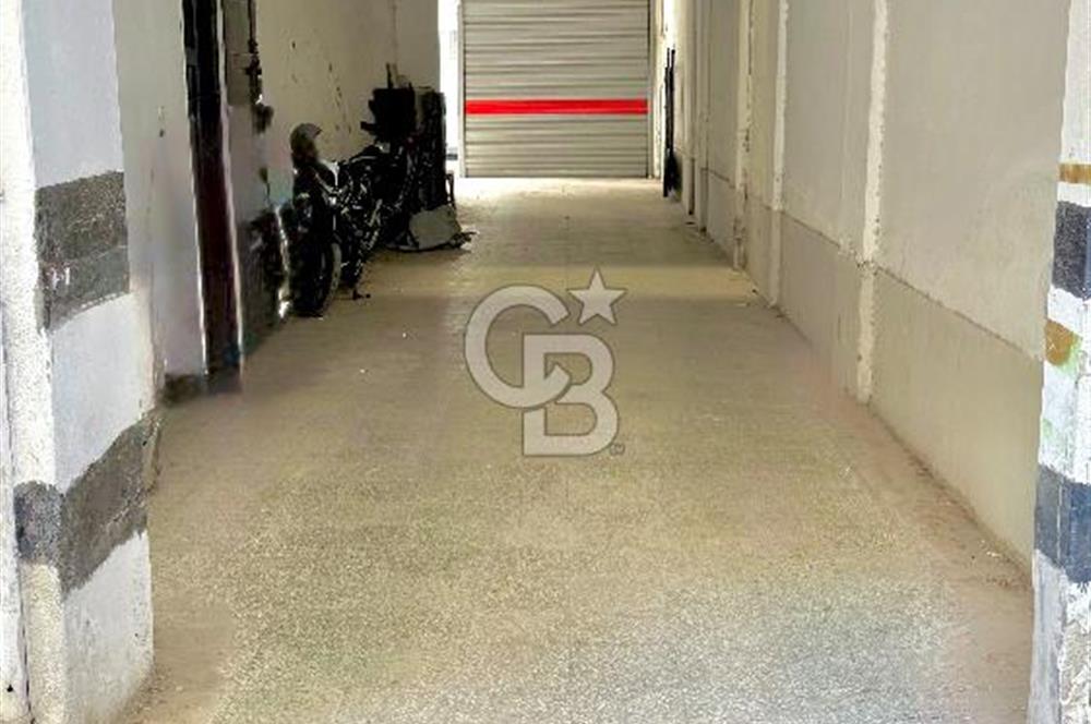 Karşıyaka Bahariye Mahallesi’nde Merkezi Konumda OTOPARKLI Eşyalı 3+1 Kiralık Daire