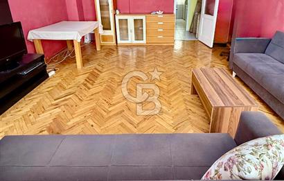 Karşıyaka Bahariye Mahallesi’nde Merkezi Konumda OTOPARKLI Eşyalı 3+1 Kiralık Daire