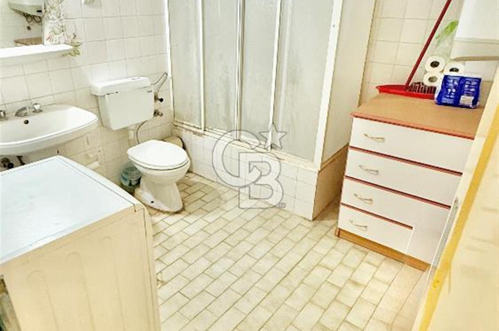 Karşıyaka Bahariye Mahallesi’nde Merkezi Konumda OTOPARKLI Eşyalı 3+1 Kiralık Daire