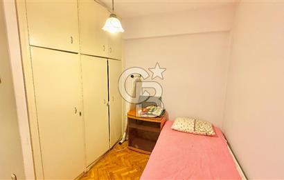 Karşıyaka Bahariye Mahallesi’nde Merkezi Konumda OTOPARKLI Eşyalı 3+1 Kiralık Daire