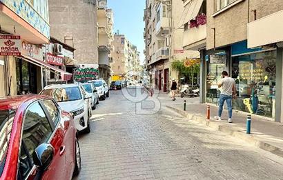 Karşıyaka Bahariye Mahallesi’nde Merkezi Konumda OTOPARKLI Eşyalı 3+1 Kiralık Daire
