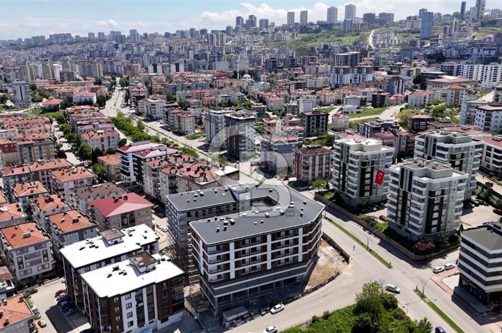 CAĞALOĞLUNA CEPHE KİRACILI SATILIK SIFIR DÜKKAN