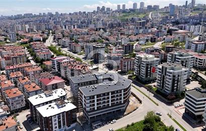 CAĞALOĞLUNA CEPHE KİRACILI SATILIK SIFIR DÜKKAN