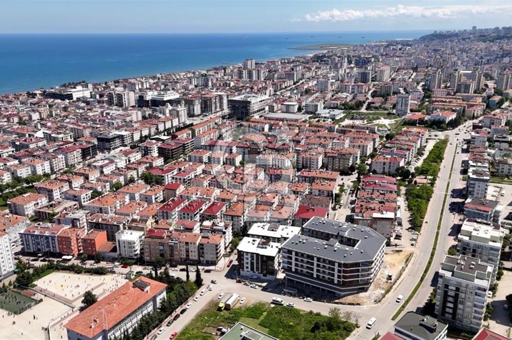 CAĞALOĞLUNA CEPHE KİRACILI SATILIK SIFIR DÜKKAN