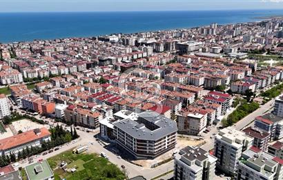 CAĞALOĞLUNA CEPHE KİRACILI SATILIK SIFIR DÜKKAN