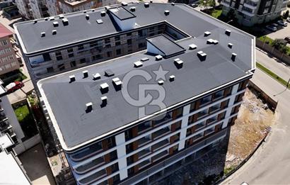 CAĞALOĞLUNA CEPHE KİRACILI SATILIK SIFIR DÜKKAN
