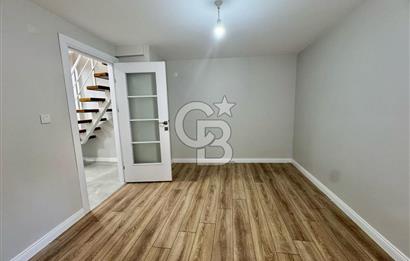 Köşe Konumda, Teraslı Tam Müstakil 3 Katlı Kiralık Bina