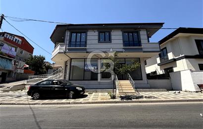 Ümraniye Parseller Mahallesi nde Cadde Üzeri Satılık Dükkan