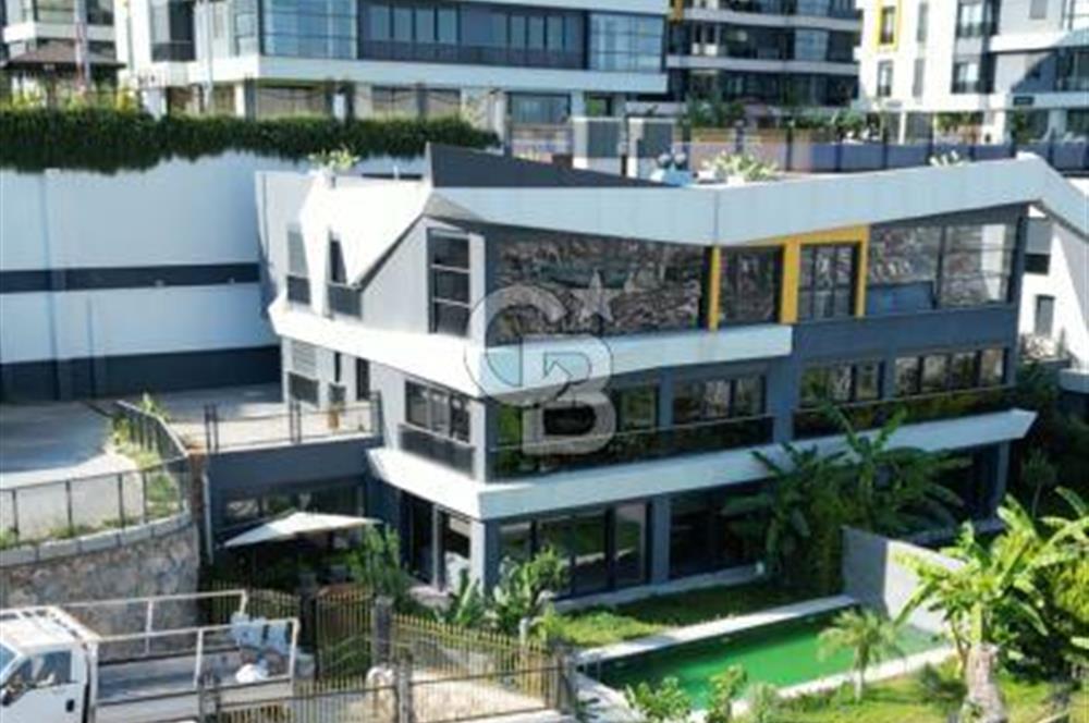 MAZIDAĞI ZİRVESİNİN ŞIKLIĞINDA SATILIK VİLLA