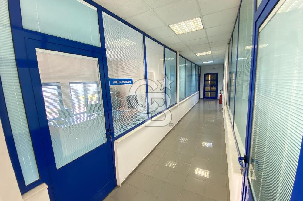 Kemalpaşa OSB'de 10.000 m' Arsa İçinde 8250 m2 Satılık Fabrika 