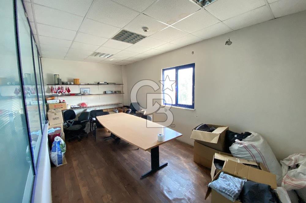Kemalpaşa OSB'de 10.000 m' Arsa İçinde 8250 m2 Satılık Fabrika 