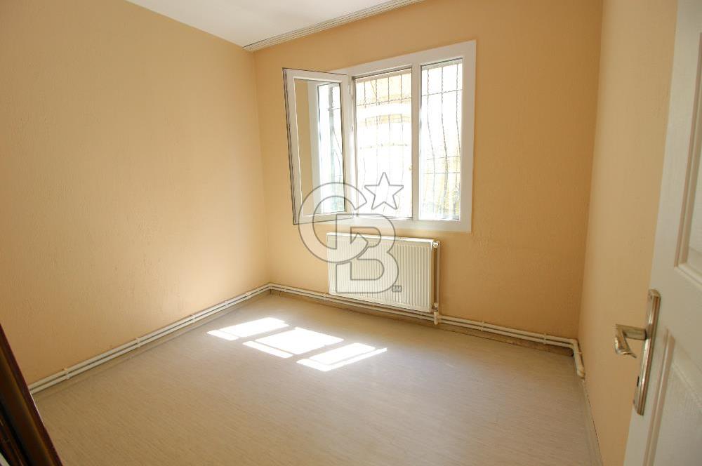 Gaziemir Sarnıç'ta Merkezi Konumda Bahçeli 3+1 Kiralık Daire