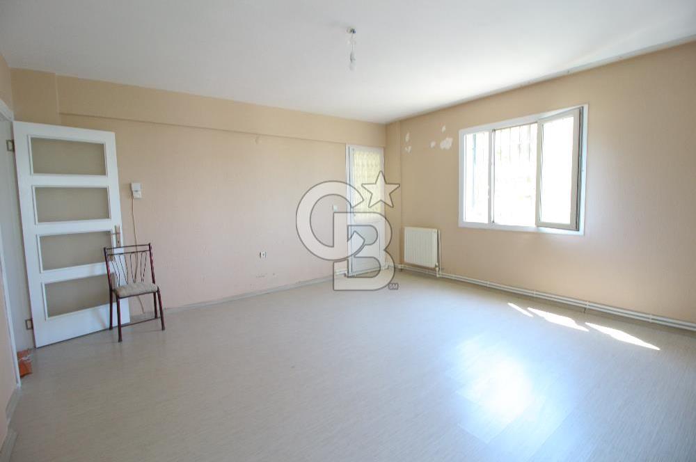 Gaziemir Sarnıç'ta Merkezi Konumda Bahçeli 3+1 Kiralık Daire