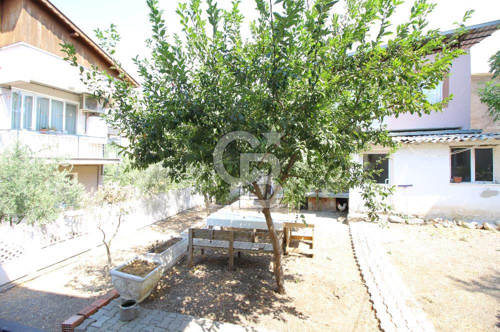 Gaziemir Sarnıç'ta Merkezi Konumda Bahçeli 3+1 Kiralık Daire