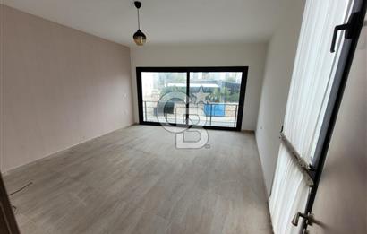 BİTEZ'DE CADDE ÜSTÜNDE OFİS