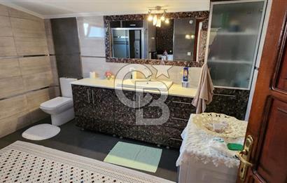 YAKAKÖY'DE HARİKA FIRSAT! BAHÇELİ 5+1 TRİPLEKS MÜSTAKİL EV