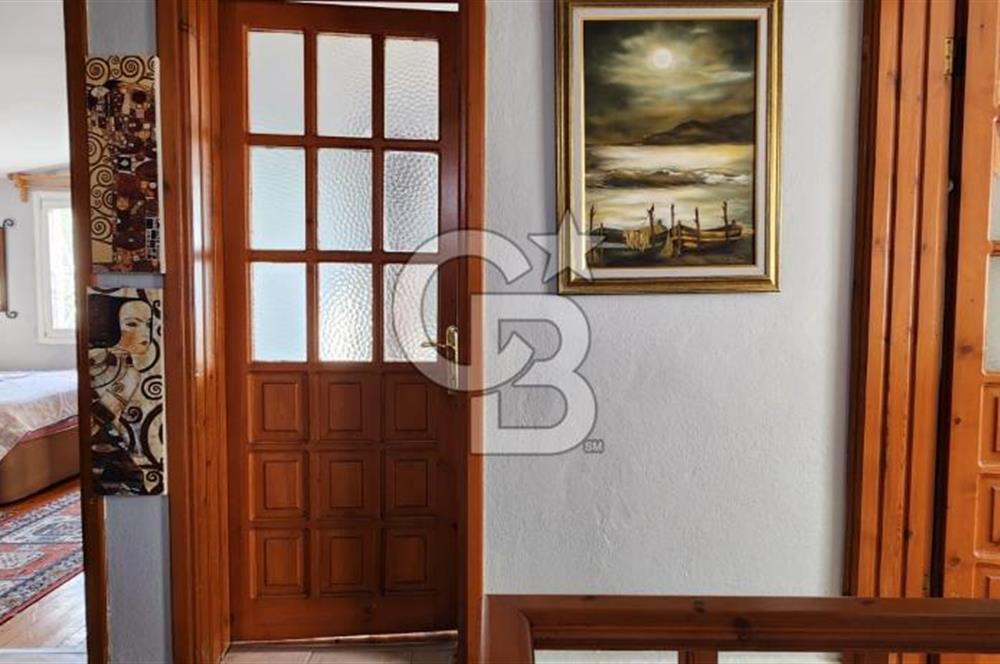 YAKAKÖY'DE HARİKA FIRSAT! BAHÇELİ 5+1 TRİPLEKS MÜSTAKİL EV