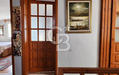 YAKAKÖY'DE HARİKA FIRSAT! BAHÇELİ 5+1 TRİPLEKS MÜSTAKİL EV