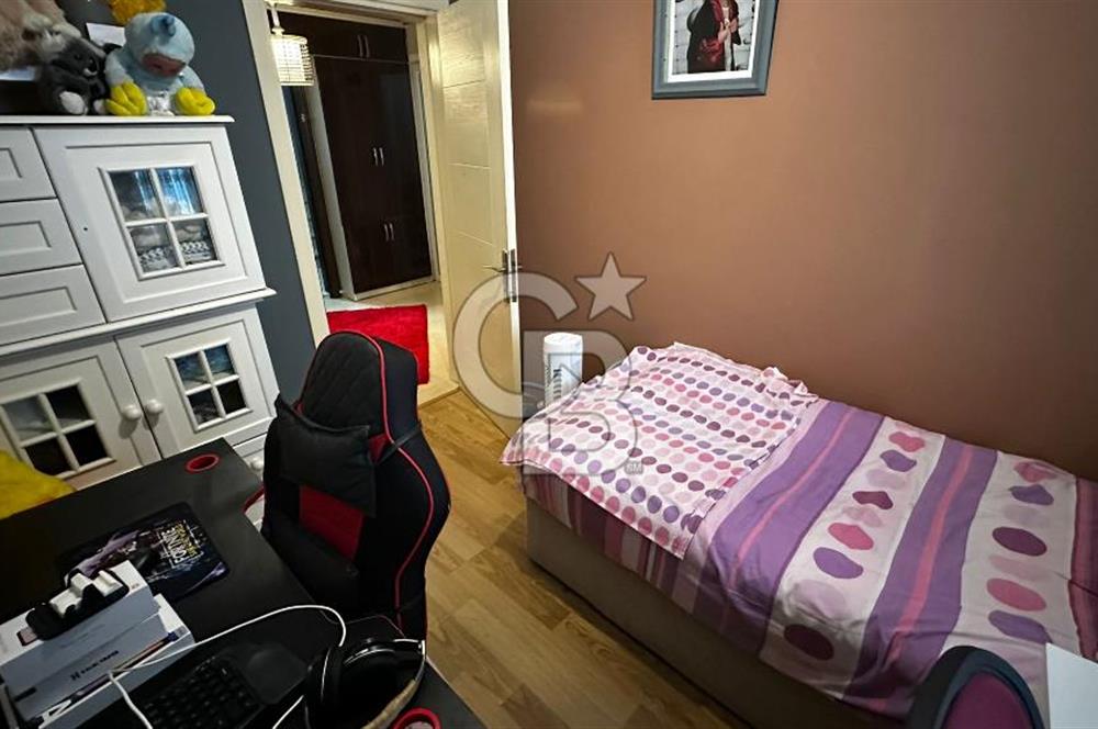 Yenidoğan 'da satılık ara kat daire